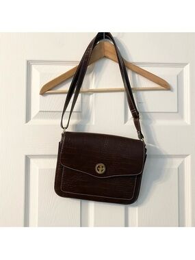 Giani Bernini Classic Brown Croc-Embossed Crossbody Bag